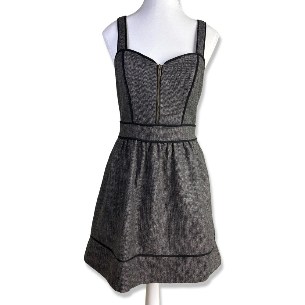 KIMCHI BLUE Grey and Black Tweed Sweetheart Dress